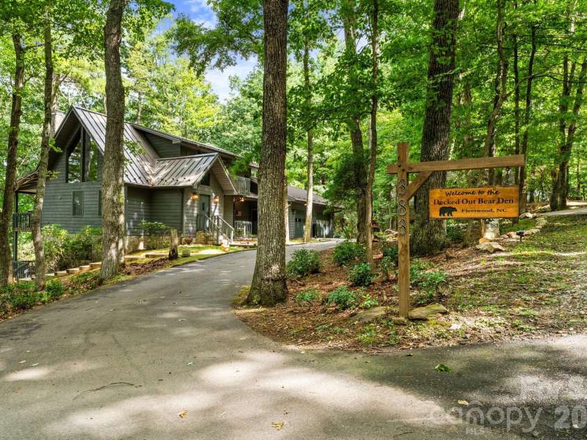 383 Bear Ridge Trail, Fleetwood, NC 28626.  MLS# CAR4415801, YatesRealty ID 45367. 