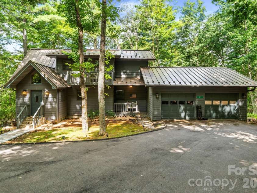 383 Bear Ridge Trail, Fleetwood, NC 28626.  MLS# CAR4415801, YatesRealty ID 45367. 