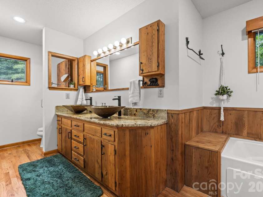 383 Bear Ridge Trail, Fleetwood, NC 28626.  MLS# CAR4415801, YatesRealty ID 45367. 