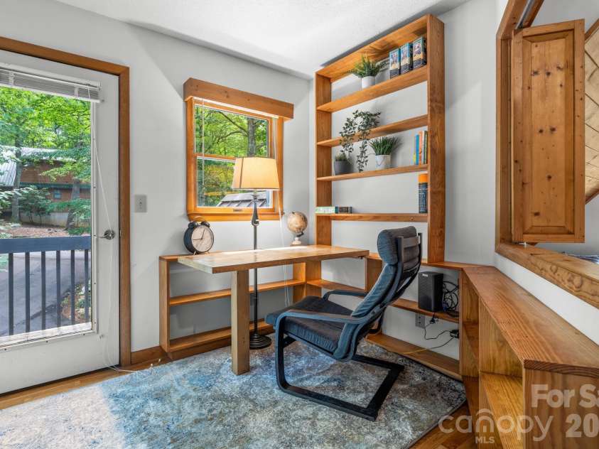 383 Bear Ridge Trail, Fleetwood, NC 28626.  MLS# CAR4415801, YatesRealty ID 45367. 