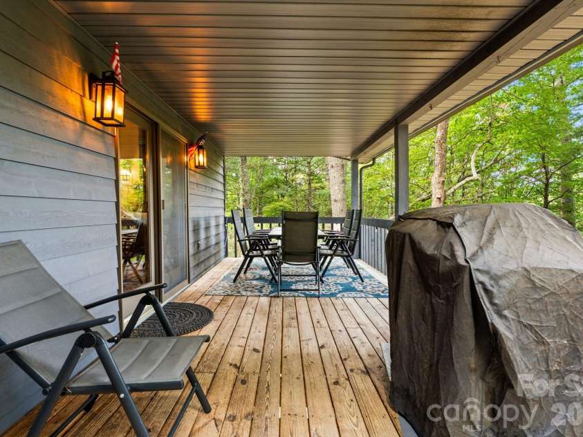 383 Bear Ridge Trail, Fleetwood, NC 28626.  MLS# CAR4415801, YatesRealty ID 45367. 