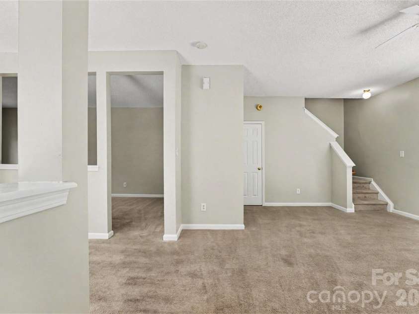 9327 Kimmel Lane, Charlotte, NC 28216.  MLS# CAR4414213, YatesRealty ID 45369. 