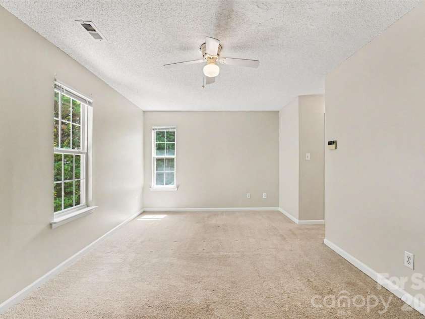 9327 Kimmel Lane, Charlotte, NC 28216.  MLS# CAR4414213, YatesRealty ID 45369. 