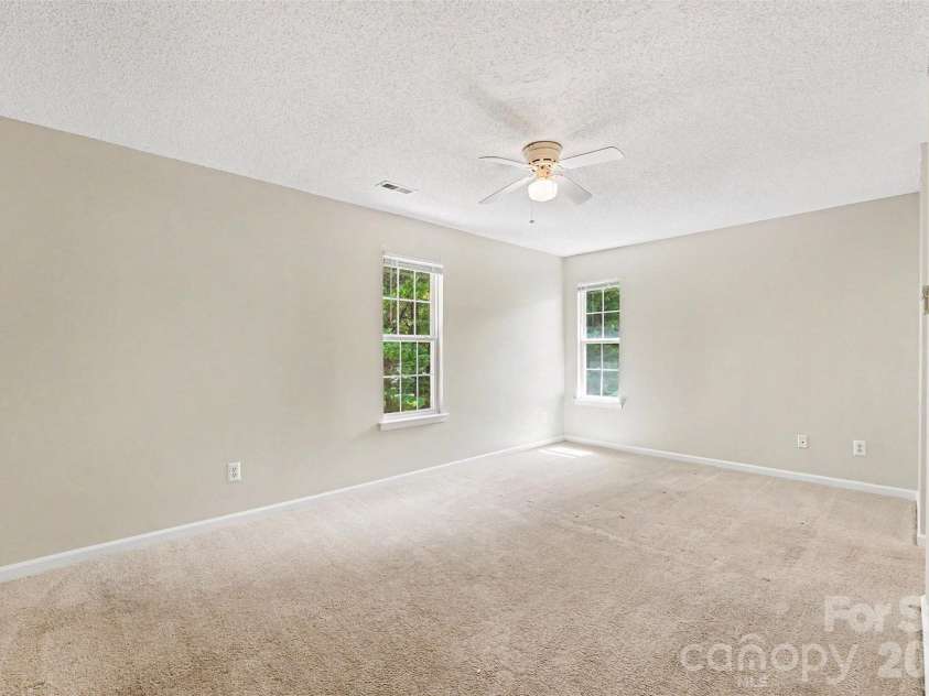 9327 Kimmel Lane, Charlotte, NC 28216.  MLS# CAR4414213, YatesRealty ID 45369. 