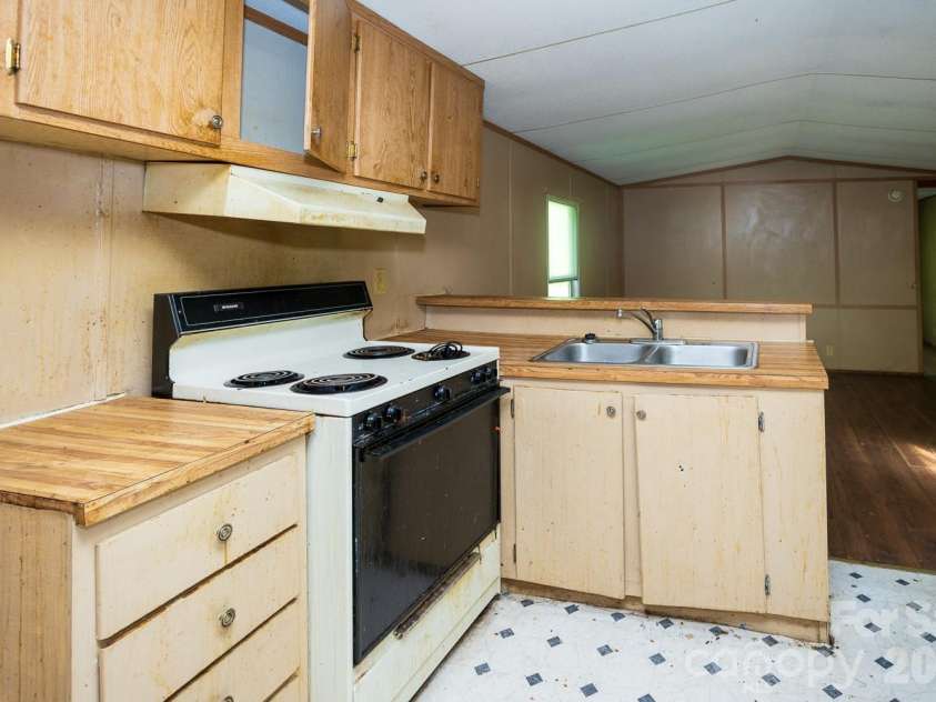 56 Longs Chapel Road, Weaverville, NC 28787.  MLS# CAR4416326, YatesRealty ID 45370. 