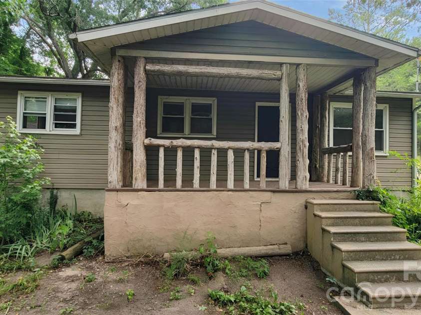 2517 Old Catholic Church Road, Blackstock, SC 29014.  MLS# CAR4400029, YatesRealty ID 45371. 