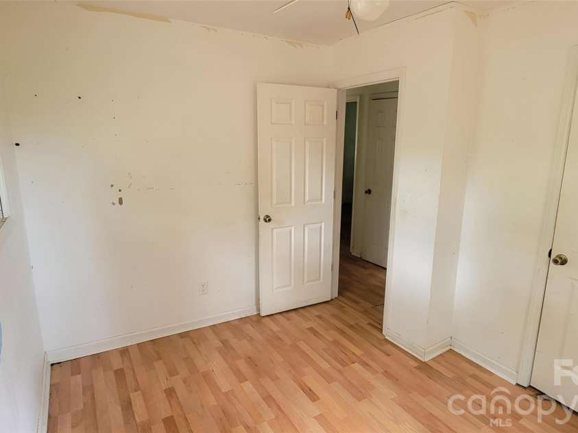 2517 Old Catholic Church Road, Blackstock, SC 29014.  MLS# CAR4400029, YatesRealty ID 45371. 