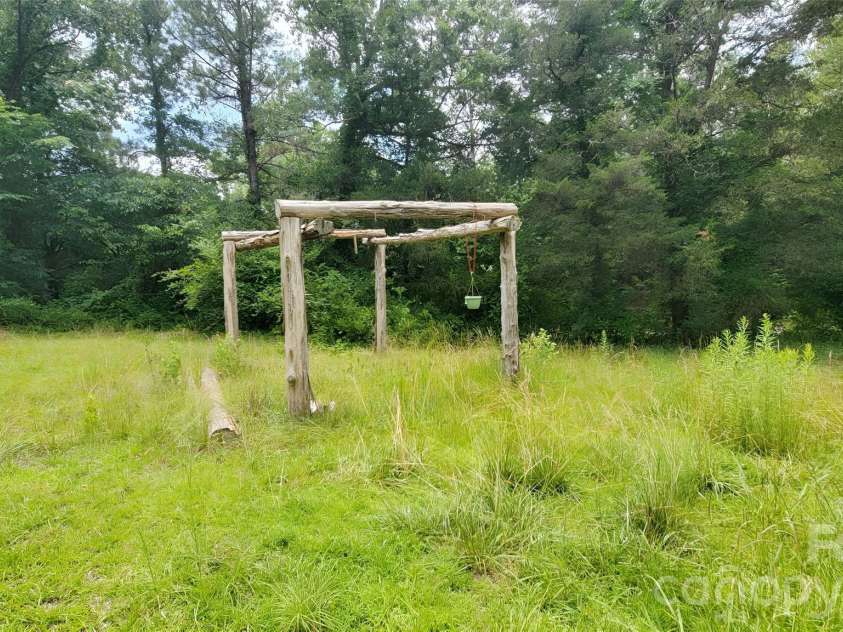 2517 Old Catholic Church Road, Blackstock, SC 29014.  MLS# CAR4400029, YatesRealty ID 45371. 