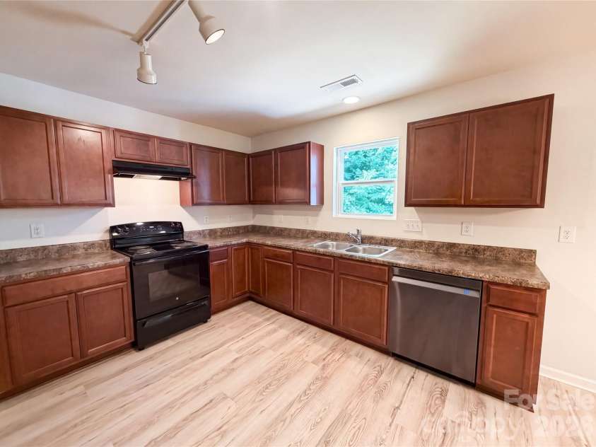 1708 Millwood Road, Lancaster, SC 29720.  MLS# CAR4416293, YatesRealty ID 45373. 