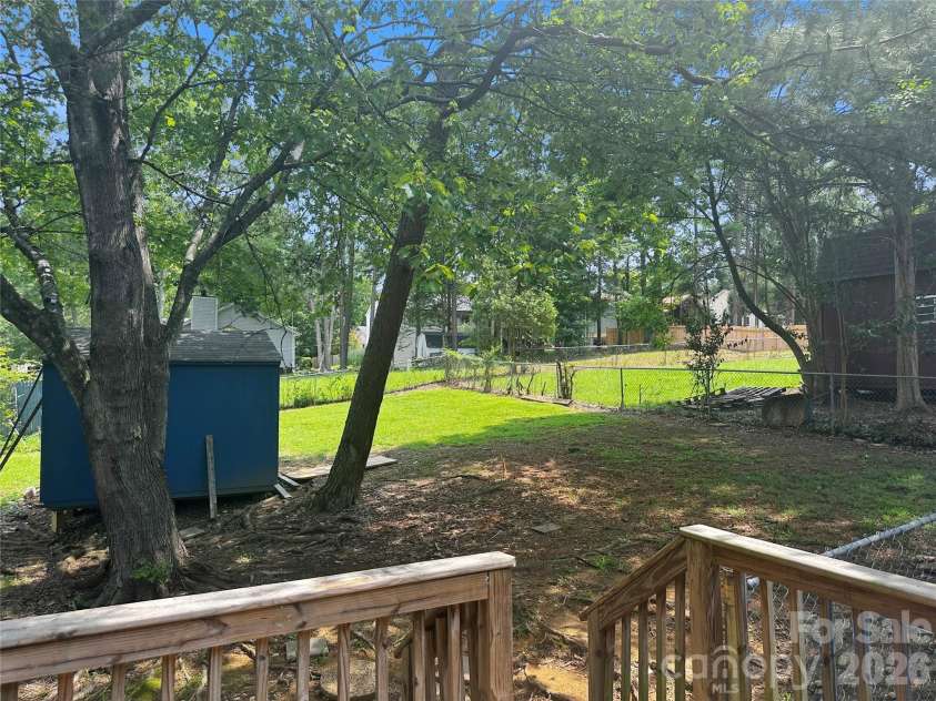 9607 Barkridge Road, Charlotte, NC 28227.  MLS# CAR4416363, YatesRealty ID 45377. 