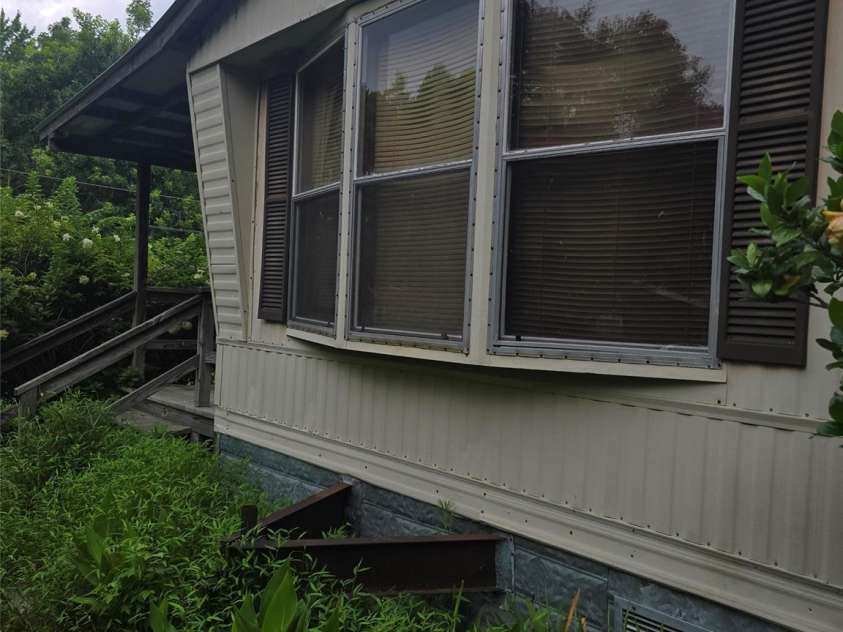 613 Staley Street, Troy, NC 27371.  MLS# CAR4415101, YatesRealty ID 45379. 