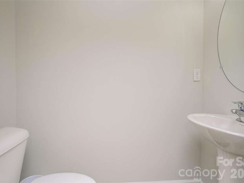 35 Greenly Lane, Fletcher, NC 28732.  MLS# CAR4333662, YatesRealty ID 4538. 