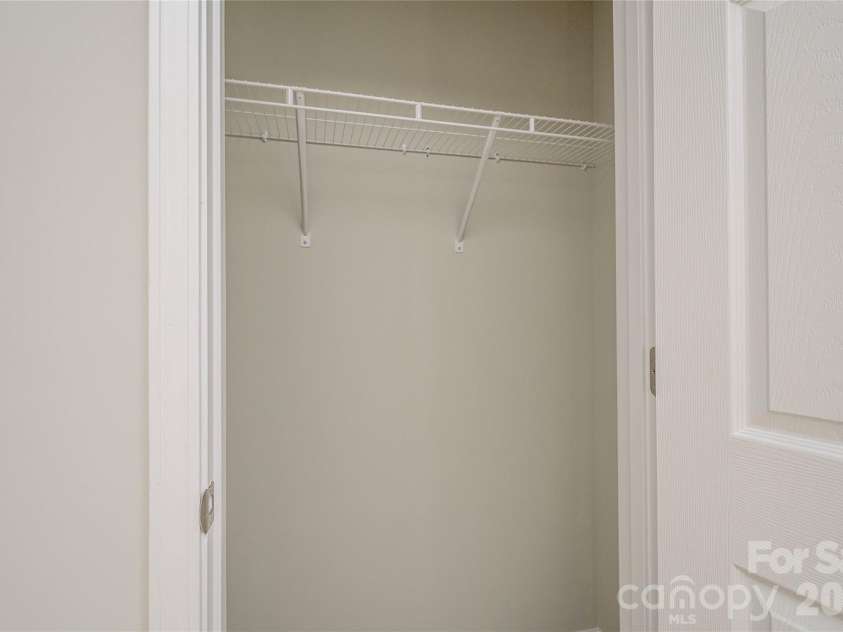 35 Greenly Lane, Fletcher, NC 28732.  MLS# CAR4333662, YatesRealty ID 4538. 