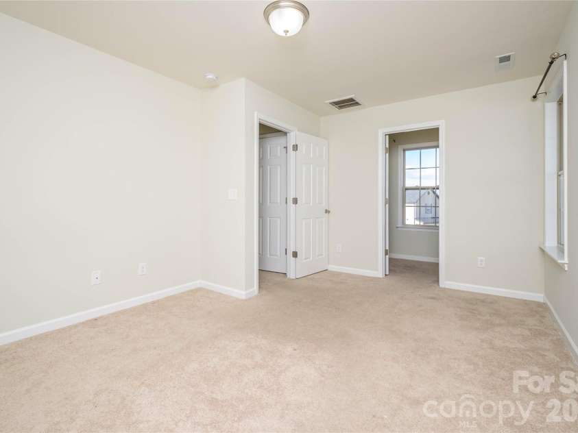 35 Greenly Lane, Fletcher, NC 28732.  MLS# CAR4333662, YatesRealty ID 4538. Primary other Vantage
