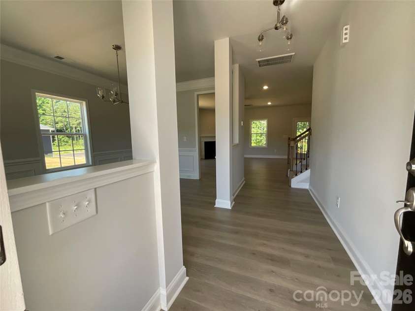 1590 Autumn Lane, York, SC 29745.  MLS# CAR4416332, YatesRealty ID 45380. Entryway