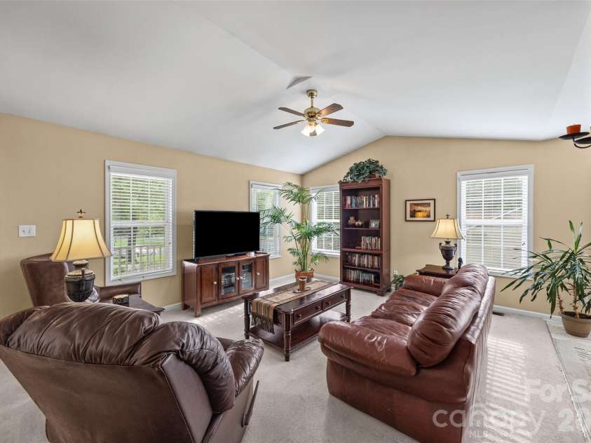 113 Wellspring Road, Fort Mill, SC 29715.  MLS# CAR4416149, YatesRealty ID 45382. 
