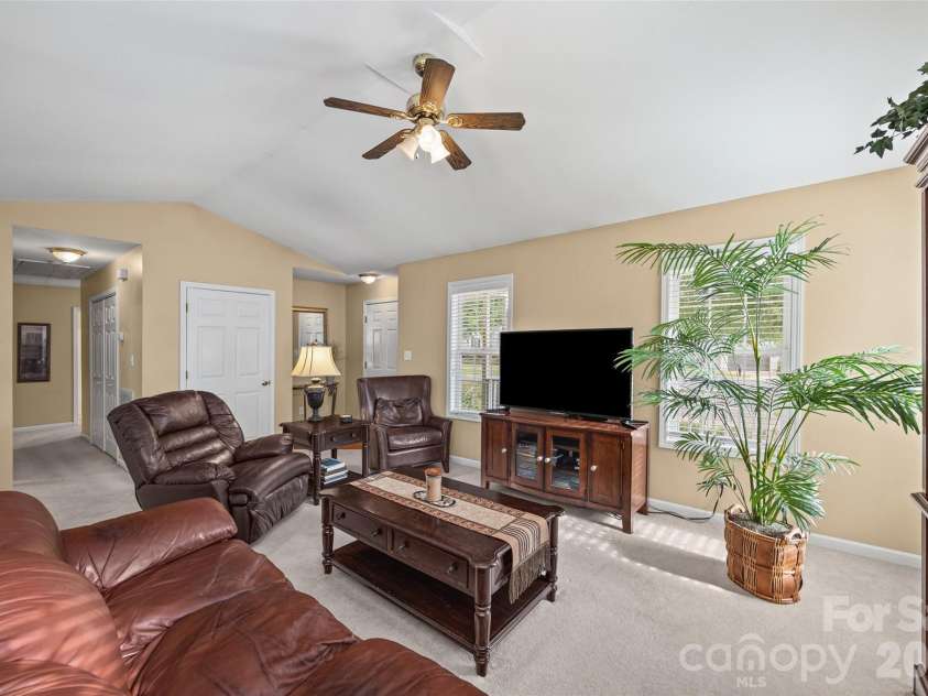 113 Wellspring Road, Fort Mill, SC 29715.  MLS# CAR4416149, YatesRealty ID 45382. 