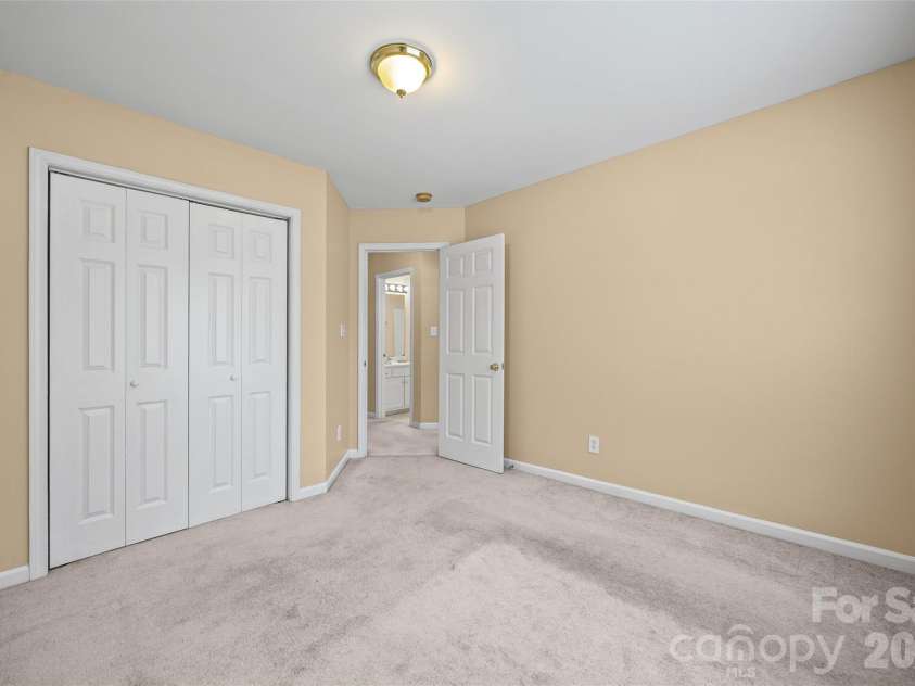113 Wellspring Road, Fort Mill, SC 29715.  MLS# CAR4416149, YatesRealty ID 45382. 