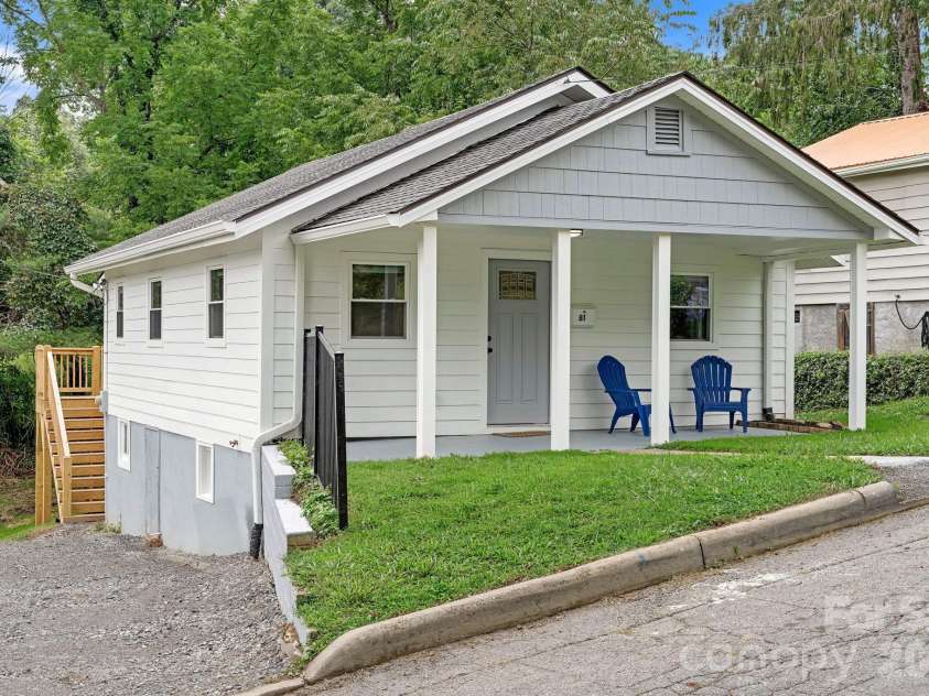 81 Second Street, Canton, NC 28716.  MLS# CAR4415717, YatesRealty ID 45383. 