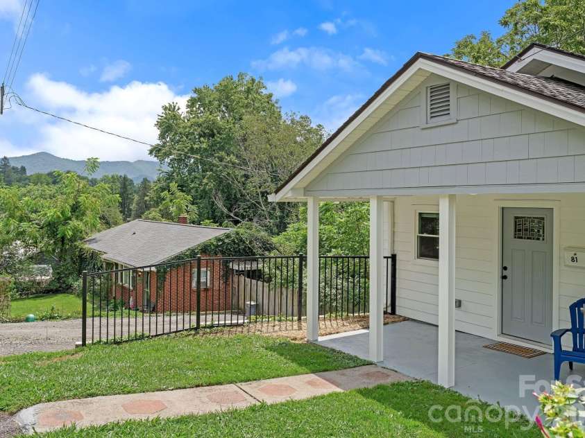 81 Second Street, Canton, NC 28716.  MLS# CAR4415717, YatesRealty ID 45383. 