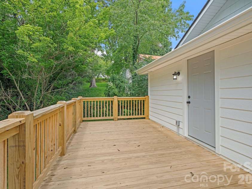 81 Second Street, Canton, NC 28716.  MLS# CAR4415717, YatesRealty ID 45383. 