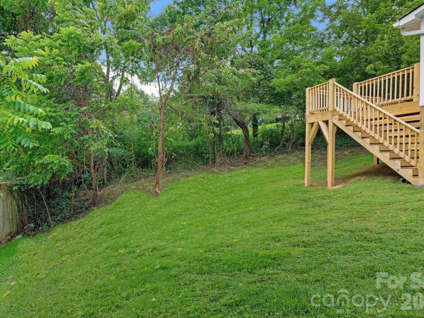 81 Second Street, Canton, NC 28716.  MLS# CAR4415717, YatesRealty ID 45383. 