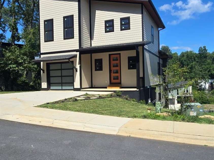 309 Iron Ridge Loop, Asheville, NC 28806.  MLS# CAR4416387, YatesRealty ID 45385. 