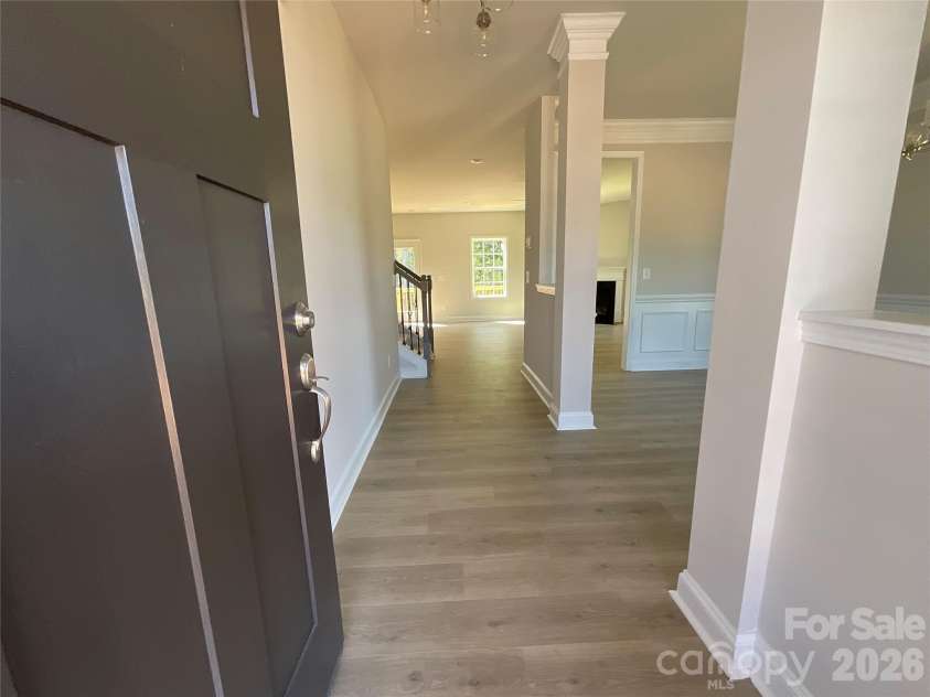 1546 Autumn Lane, York, SC 29745.  MLS# CAR4389898, YatesRealty ID 45386. Entryway