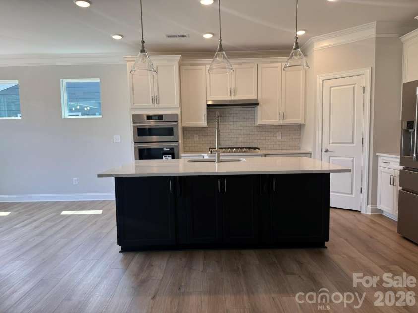 4463 Blue Mound Court, Stanley, NC 28164.  MLS# CAR4414818, YatesRealty ID 45388. Kitchen