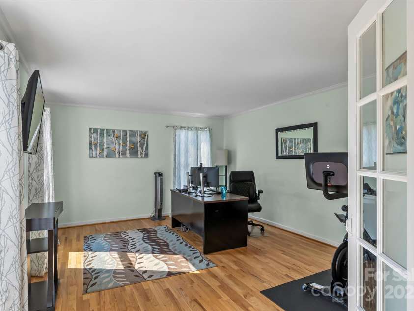 115 Brookstone Drive, Morganton, NC 28655.  MLS# CAR4238043, YatesRealty ID 4539. 