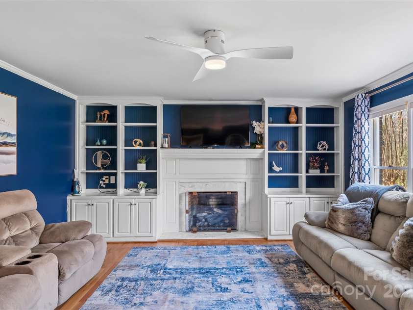 115 Brookstone Drive, Morganton, NC 28655.  MLS# CAR4238043, YatesRealty ID 4539. 