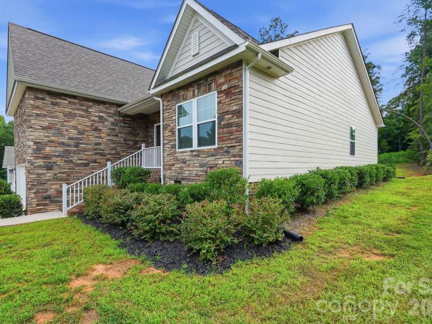 8149 Long Island Road, Catawba, NC 28609.  MLS# CAR4416097, YatesRealty ID 45390. 