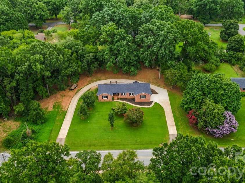 2304 Eden Terrace, Rock Hill, SC 29730.  MLS# CAR4416366, YatesRealty ID 45391. 
