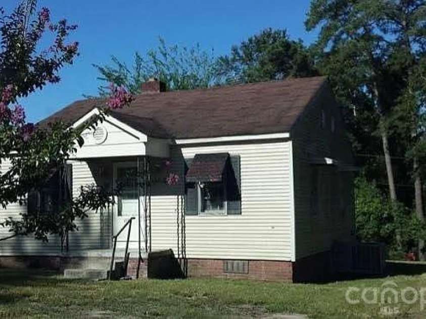 4721 Linden Street, Columbia, SC 29203.  MLS# CAR4415438, YatesRealty ID 45392. 