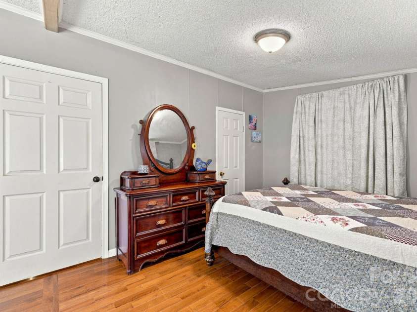 4 Sunset Farms Road, Whittier, NC 28789.  MLS# CAR4416408, YatesRealty ID 45394. Bedroom 2