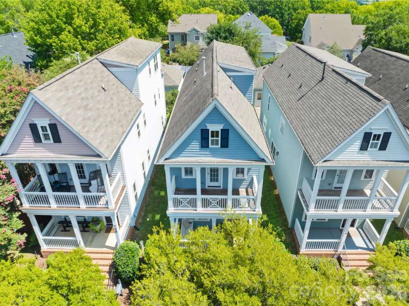 711 8th Street, Charlotte, NC 28202.  MLS# CAR4412383, YatesRealty ID 45395. 