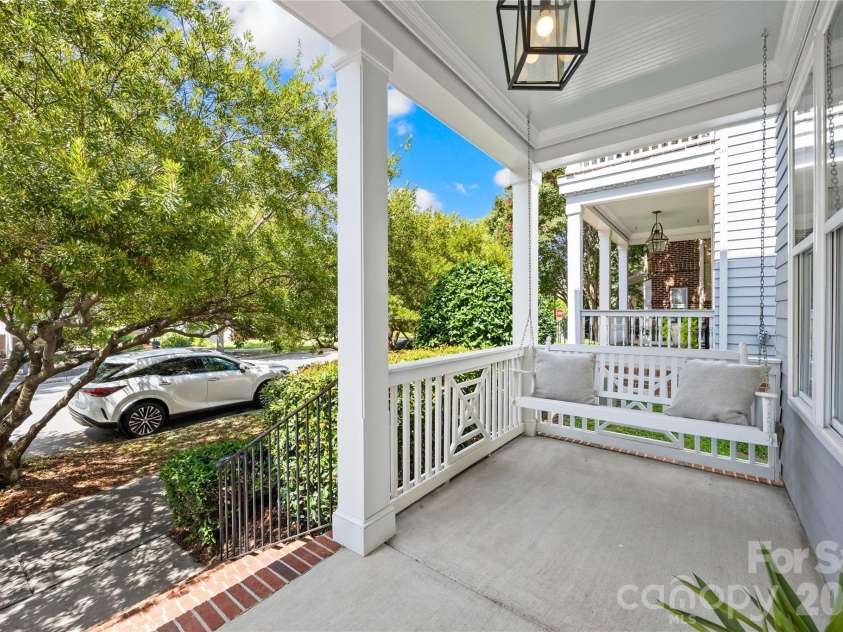 711 8th Street, Charlotte, NC 28202.  MLS# CAR4412383, YatesRealty ID 45395. 