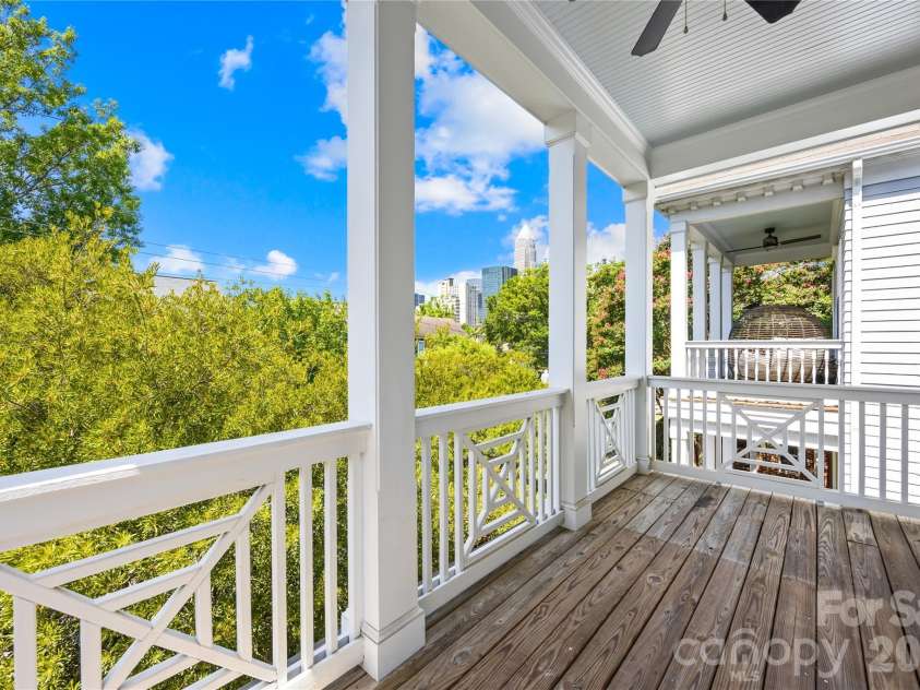 711 8th Street, Charlotte, NC 28202.  MLS# CAR4412383, YatesRealty ID 45395. 