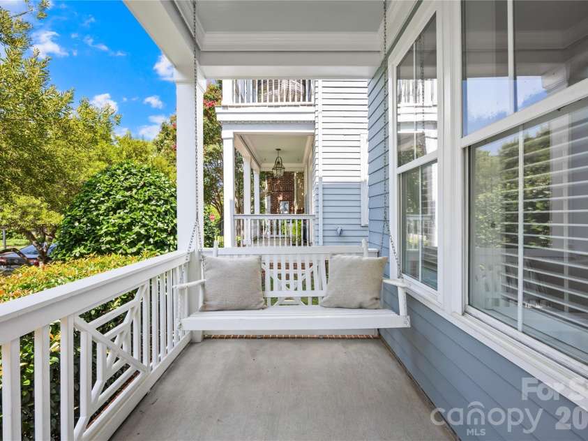 711 8th Street, Charlotte, NC 28202.  MLS# CAR4412383, YatesRealty ID 45395. 