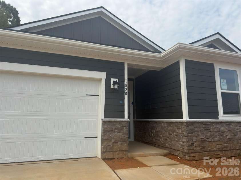 1820 Berksdale Court, Denver, NC 28037.  MLS# CAR4411754, YatesRealty ID 45398. 