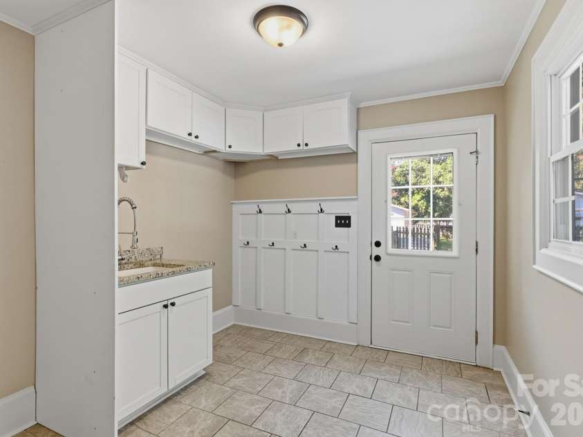 306 Union Street, Concord, NC 28025.  MLS# CAR4415558, YatesRealty ID 45399. 