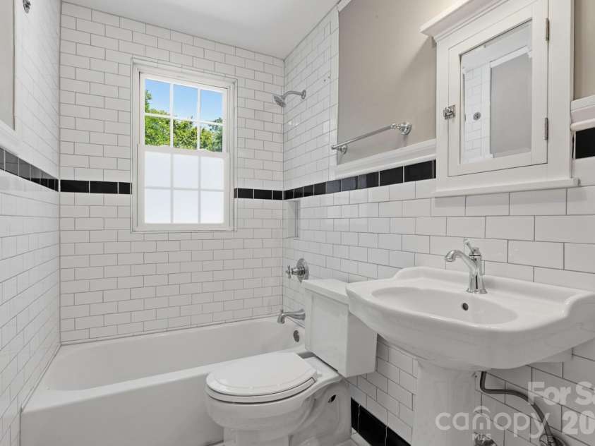 306 Union Street, Concord, NC 28025.  MLS# CAR4415558, YatesRealty ID 45399. 