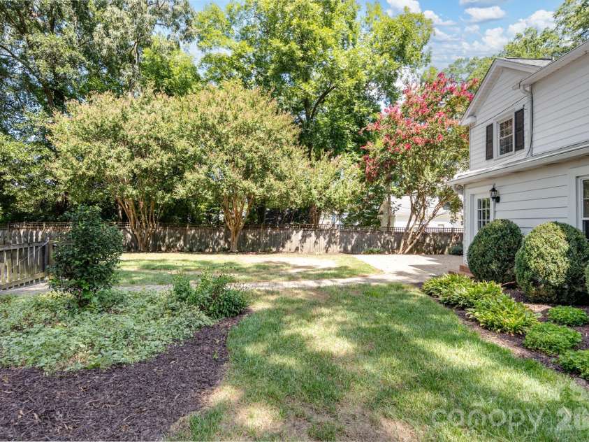 306 Union Street, Concord, NC 28025.  MLS# CAR4415558, YatesRealty ID 45399. 