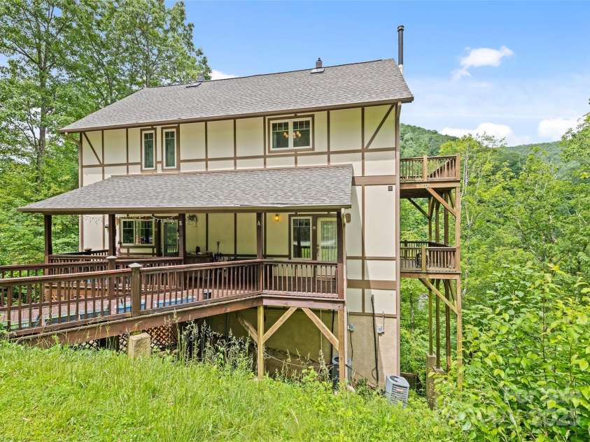 20A Lila Lane, Clyde, NC 28721.  MLS# CAR4258069, YatesRealty ID 454. 20A Lila Lane (on right)