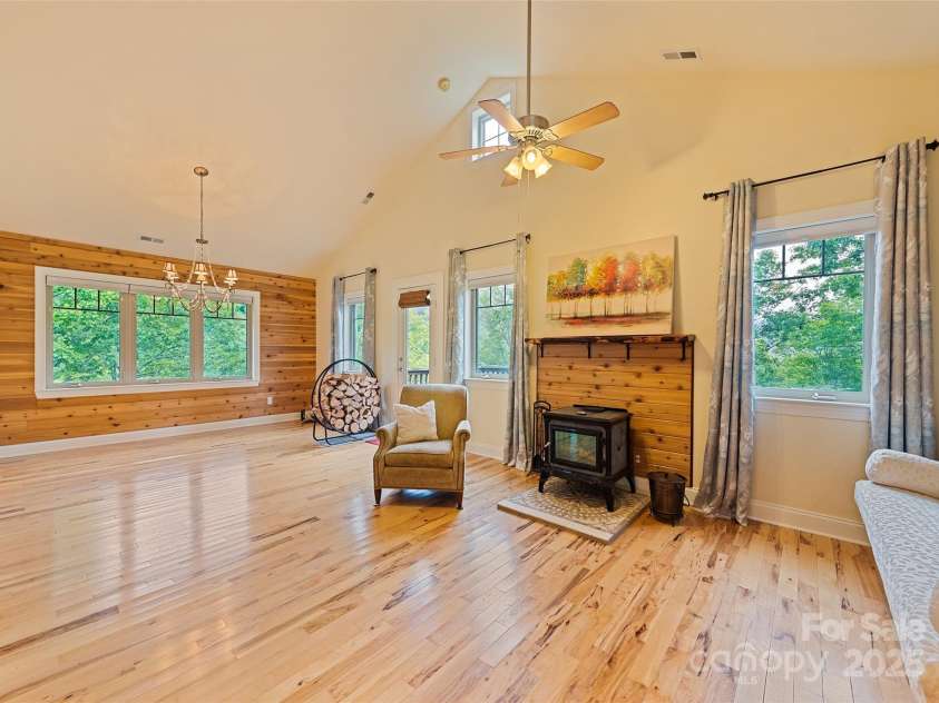 20A Lila Lane, Clyde, NC 28721.  MLS# CAR4258069, YatesRealty ID 454. Upper level living space