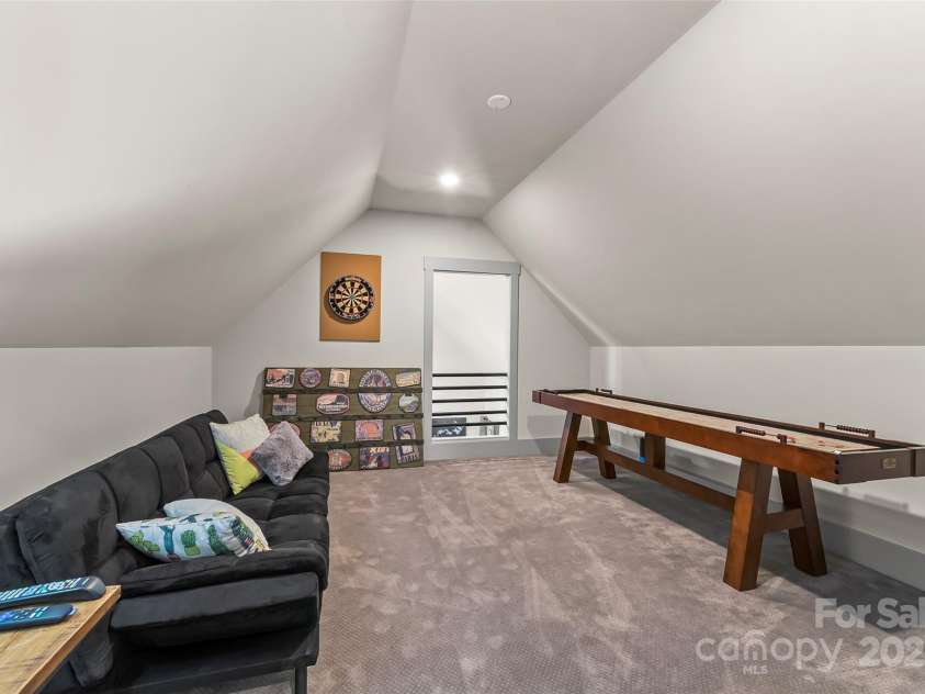 2268 Cornwallis Trail, Nebo, NC 28761.  MLS# CAR4227548, YatesRealty ID 4540. 