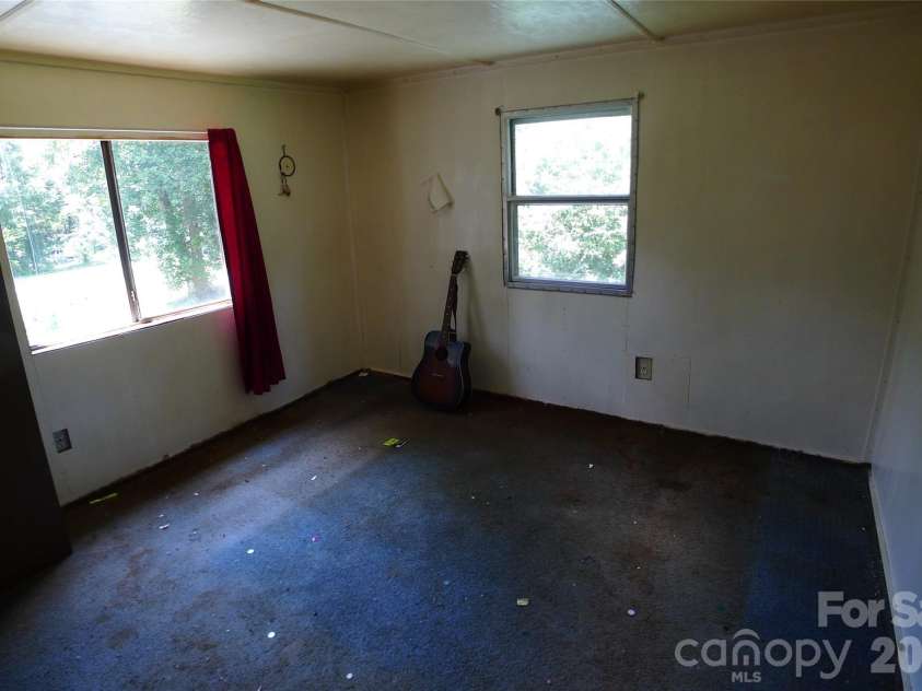 162 Oak Tree Drive, Mocksville, NC 27028.  MLS# CAR4416369, YatesRealty ID 45401. 