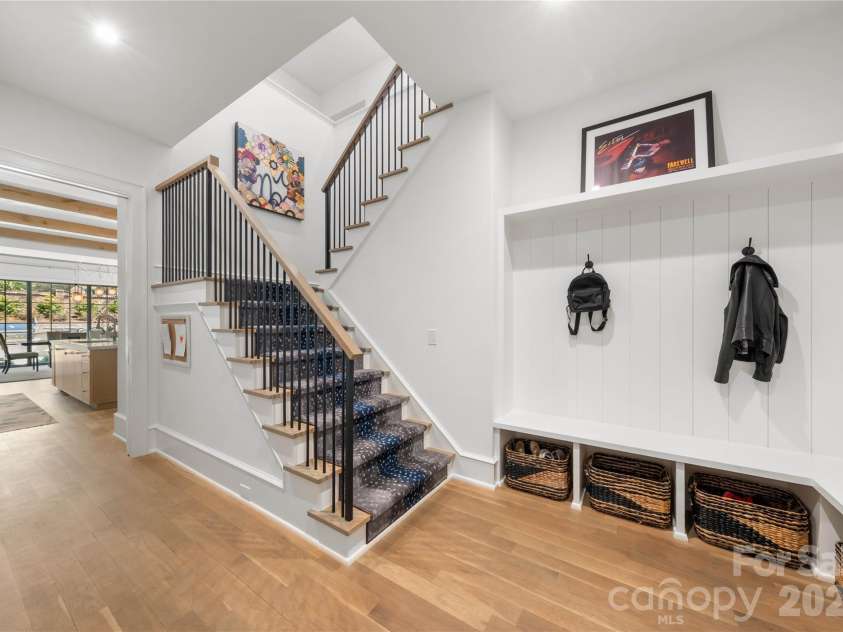 2610 Sedley Road, Charlotte, NC 28211.  MLS# CAR4415993, YatesRealty ID 45402. Drop zone area off garage entry.