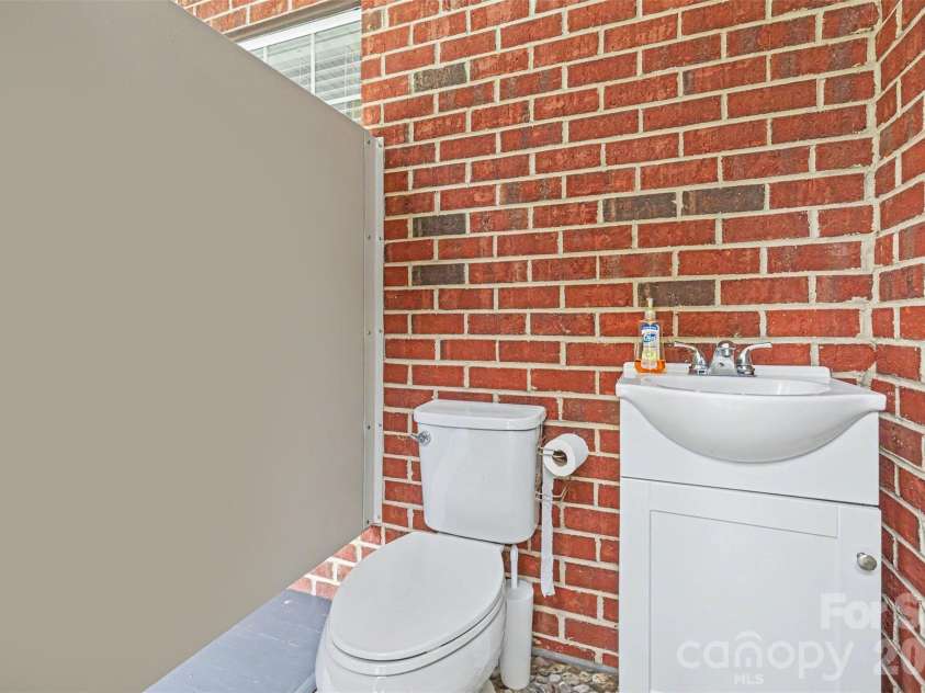 1799 Mill Creek Church Road, Monroe, NC 28110.  MLS# CAR4415878, YatesRealty ID 45403. Cabana Bath