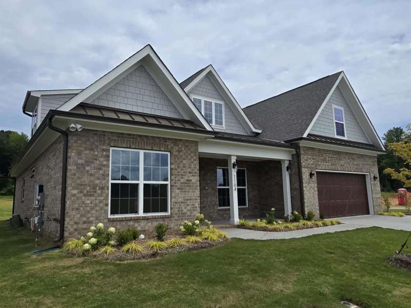 1104 Piper Meadows Drive, Waxhaw, NC 28173.  MLS# CAR4411667, YatesRealty ID 45405. 